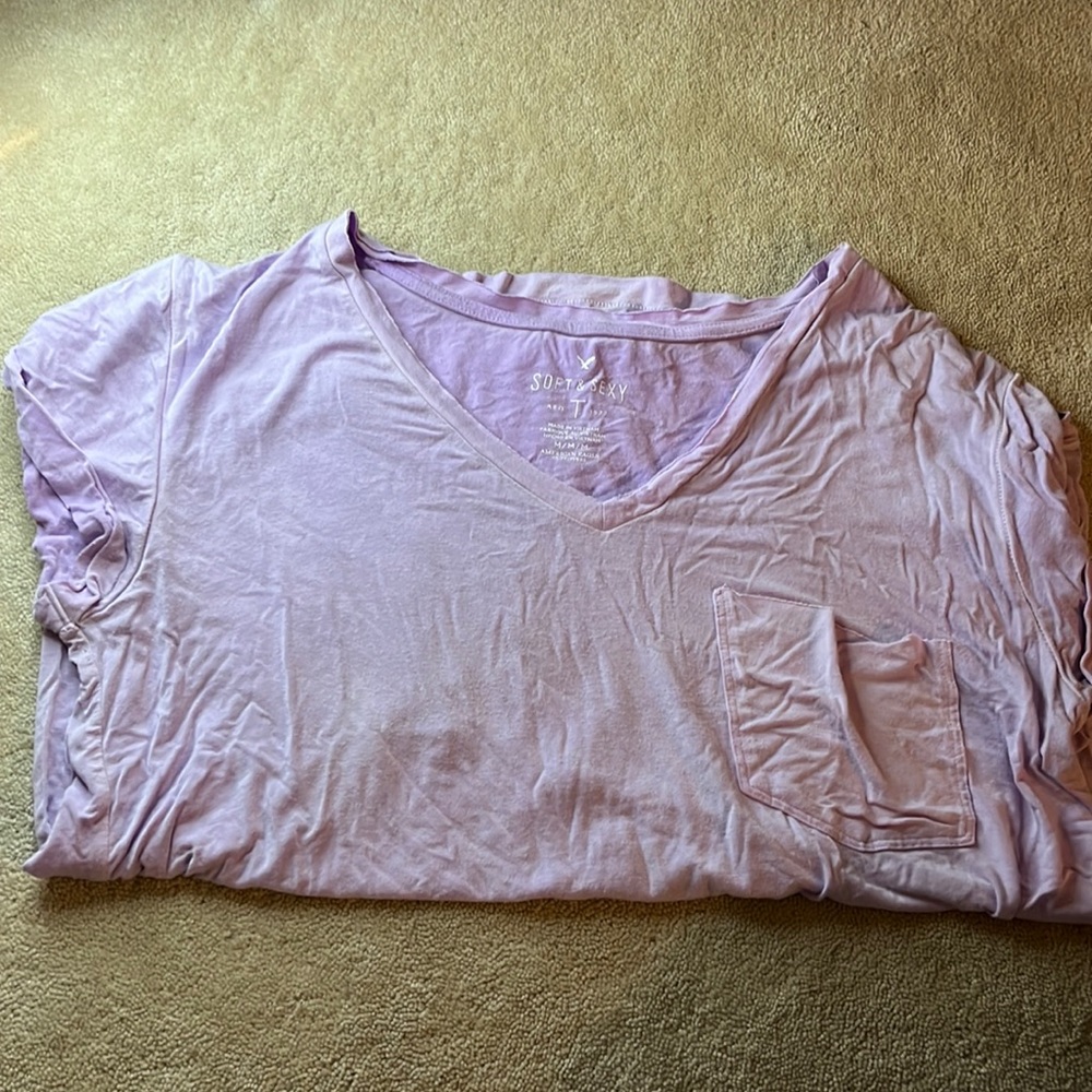 American Eagle Lilac Short Sleeve